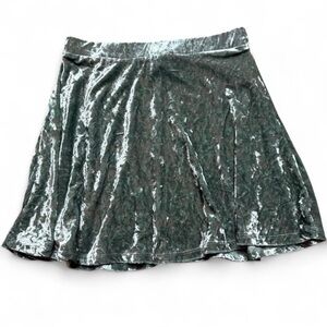 Forever 21 Green Velvet Mini Skirt Size Small